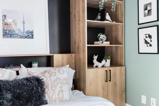 Additional image 31 of 101 Erskine Ave Unit 2810