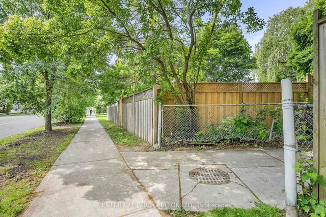 Additional image 34 of 33 Pettibone Sq