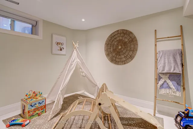 Additional image 23 of 1 Chiswick Ave