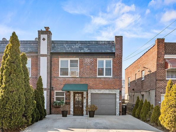 90-15 70th Dr, Flushing, NY 11375