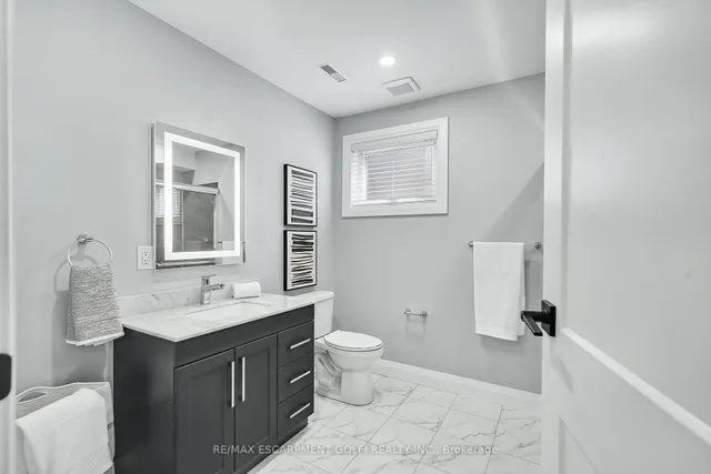 Additional image 26 of 38 Pinewoods Dr