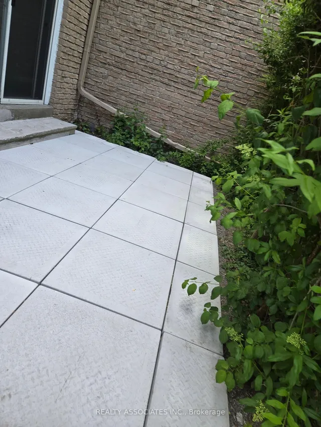 Additional image 6 of 2 Stonehill Crt Unit 39