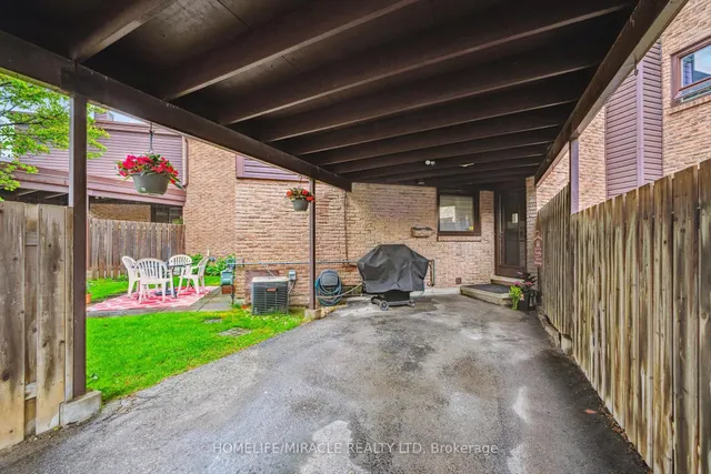 Additional image 8 of 28 Underhill Cres Unit 22