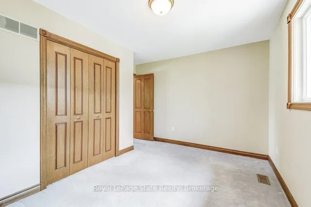 Additional image 26 of 462 Dundurn St