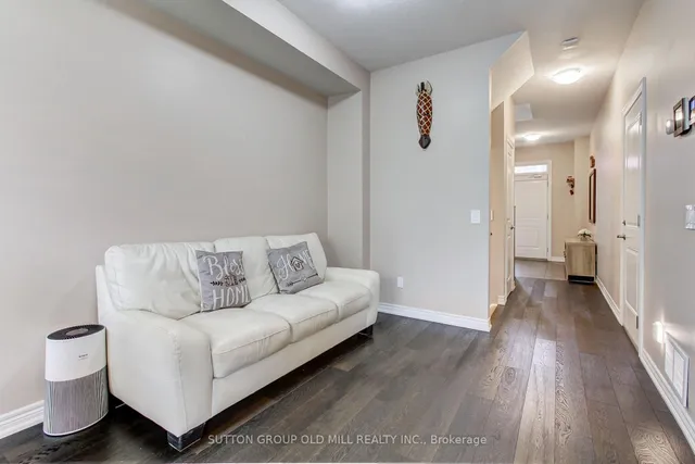 Additional image 5 of 53 Southshore Cres