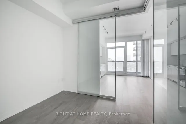 Additional image 10 of 251 Jarvis St Unit 1034