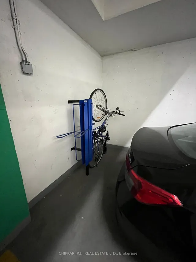 Additional image 25 of 15 Northtown Way Unit 220