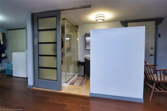 Additional image 7 of 47 Short Pky