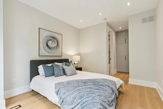 Additional image 38 of 12 OTTER Cres