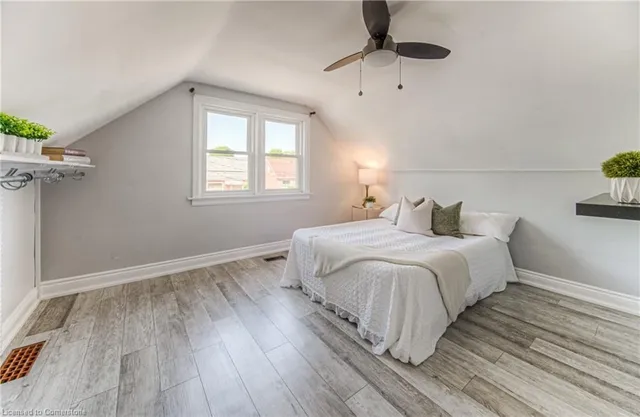 Additional image 26 of 48 Ellis Ave