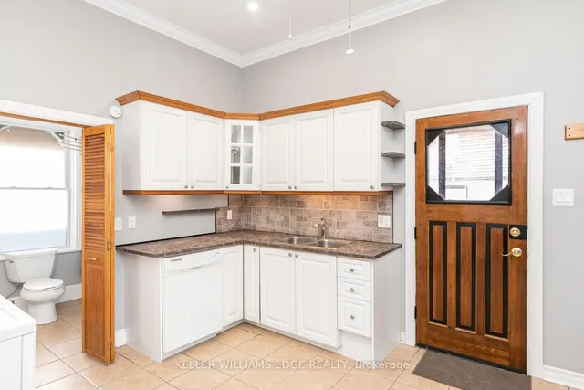 Additional image 10 of 77 Cathcart St