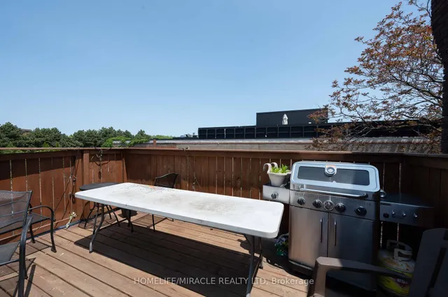 Additional image 30 of 1 Givins St