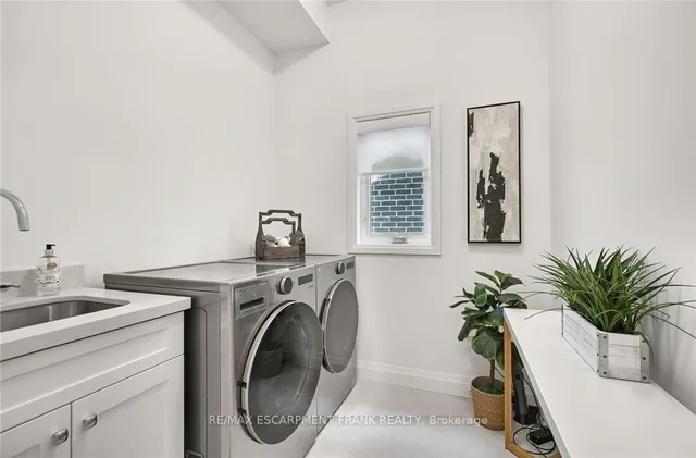 Additional image 17 of 391 KLEIN Circ