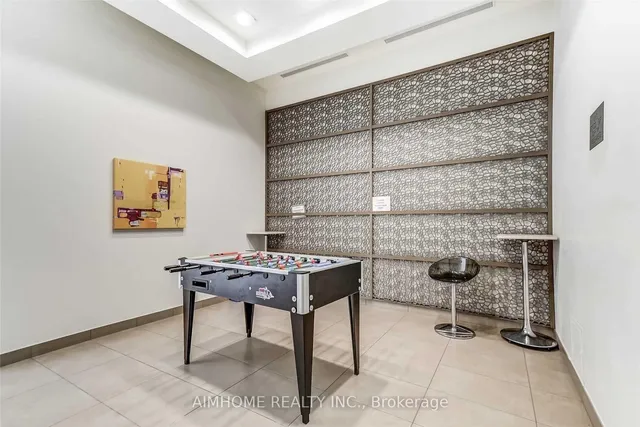 Additional image 20 of 19 Singer Crt Unit 921