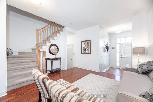 Additional image 10 of 932 Ledbury Cres