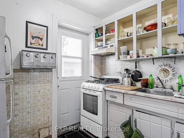 Additional image 9 of 371 Crawford St