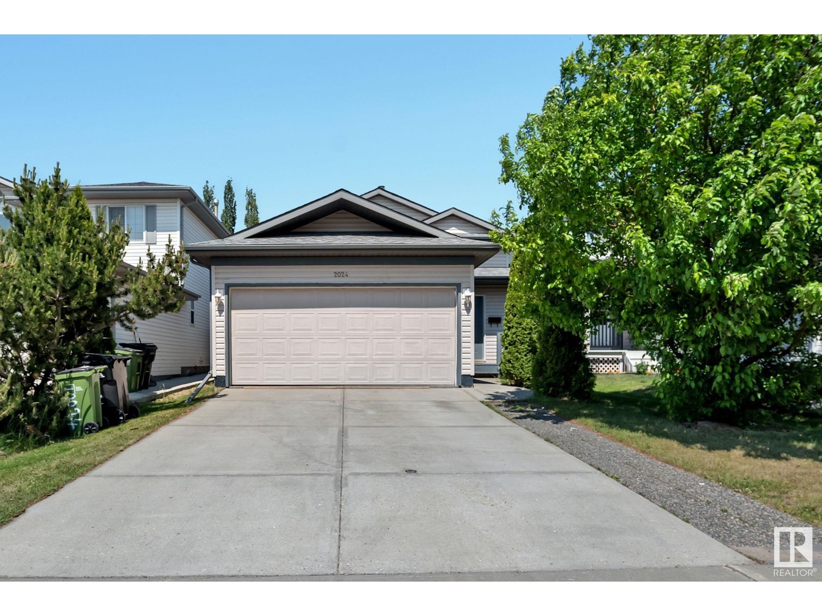 2024 35A AV NW|Edmonton, Alberta T6T1Y2