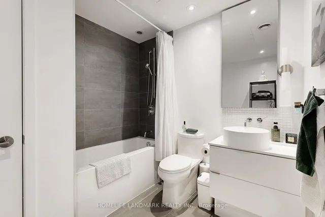 Additional image 29 of 185 Roehampton Ave Unit 3101