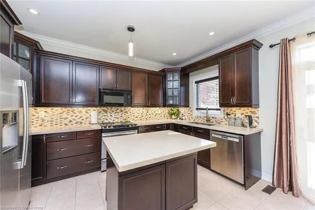 Additional image 5 of 304 Dalgleish Garden