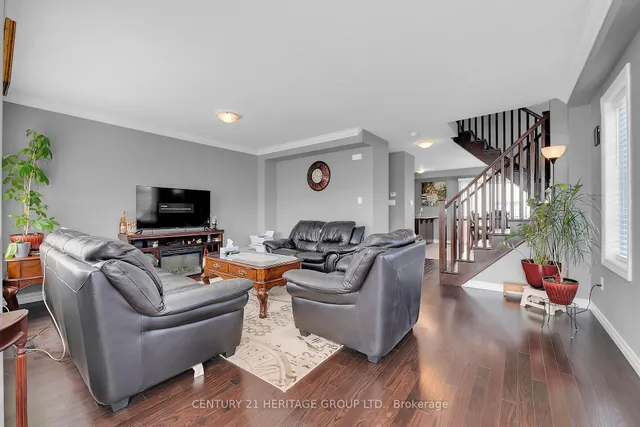 Additional image 25 of 2 England Terr