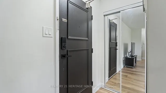 Additional image 6 of 1950 Main St Unit 408