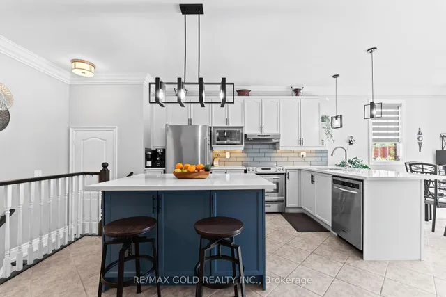 Additional image 14 of 36 Slipneedle St