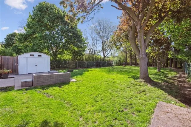 Additional image 38 of 99 Brandon Ave