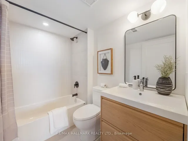 Additional image 22 of 1797 Queen St Unit 301