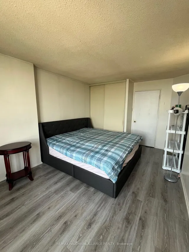 Additional image 11 of 4205 Shipp Dr Unit 2008