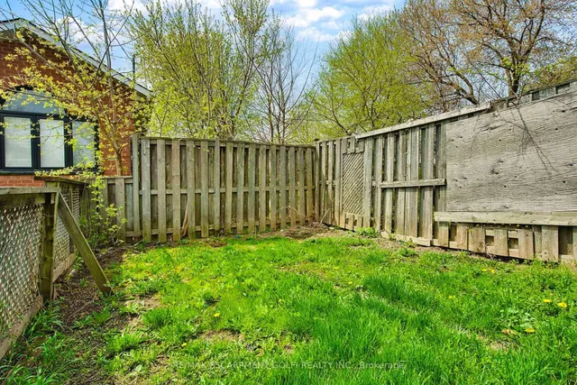 Additional image 38 of 15 PICTON St