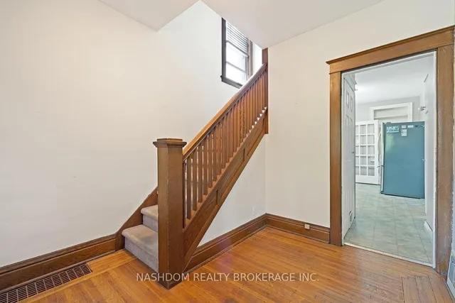 Additional image 13 of 163 Grosvenor Ave