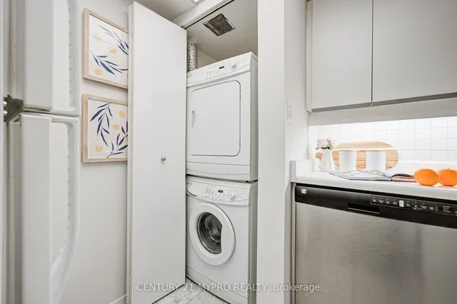 Additional image 26 of 1001 Bay St Unit 1506