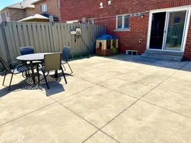 Additional image 38 of 56 Attview Cres