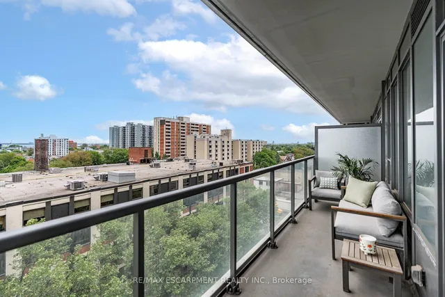 Additional image 10 of 212 King William St Unit 818