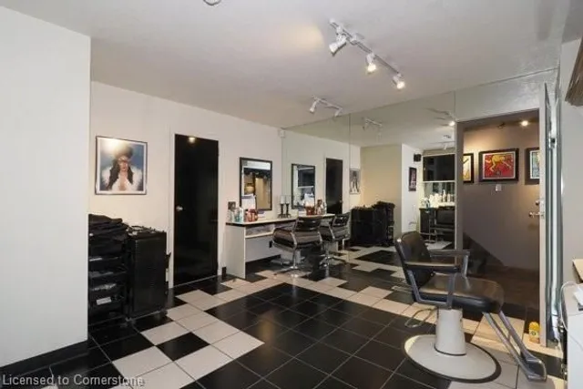 Additional image 27 of 64 Francis St