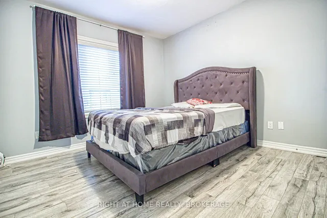 Additional image 11 of 13 Waterview Dr