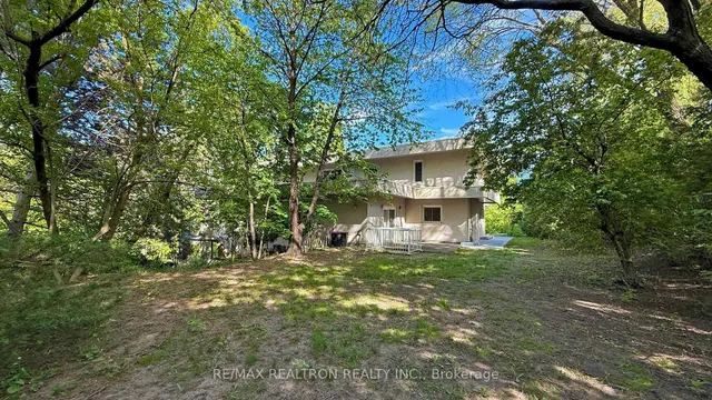 Additional image 38 of 48 Silvergrove Rd