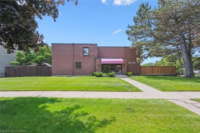 Additional image 2 of 17 Gibson Dr Unit 5