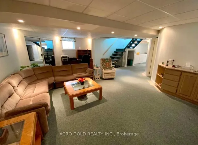 Additional image 11 of 69 Lawson Rd