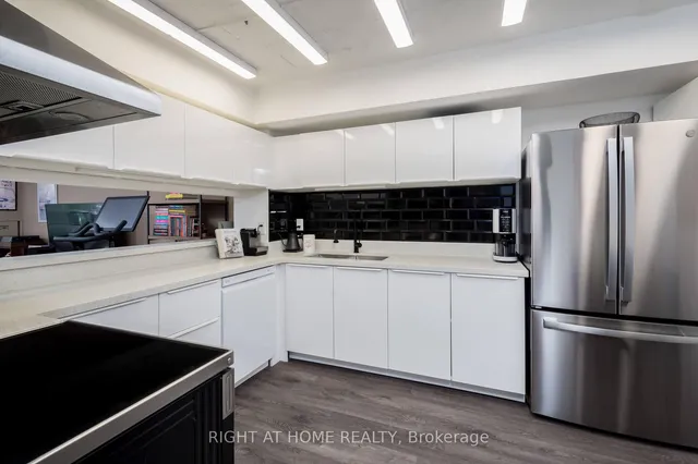 Additional image 11 of 320 Mill St Unit 1007