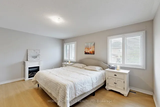 Additional image 24 of 467 Willmott Cres