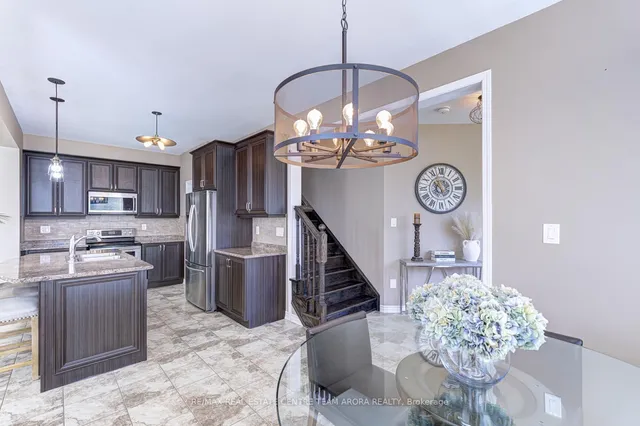 Additional image 9 of 18 Fenchurch Dr