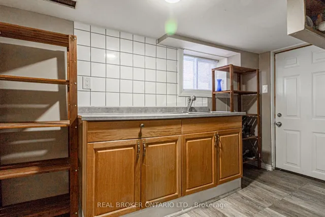 Additional image 38 of 165 Leinster Ave