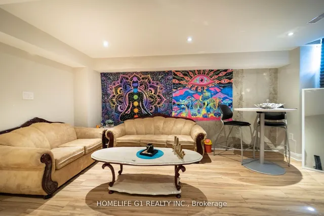 Additional image 35 of 68 Lesabre Cres