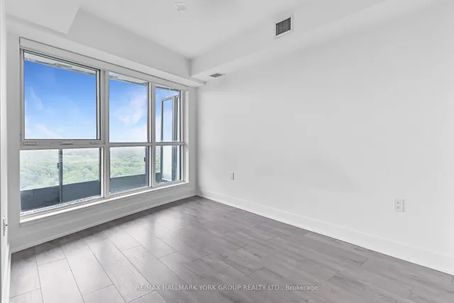 Additional image 16 of 585 Bloor St Unit 2017