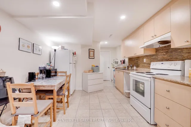 Additional image 41 of 1079 Clark Blvd