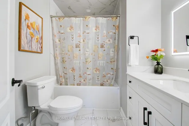 Additional image 16 of 37 Glenora Cres