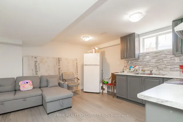 Additional image 38 of 337 Brisdale Dr