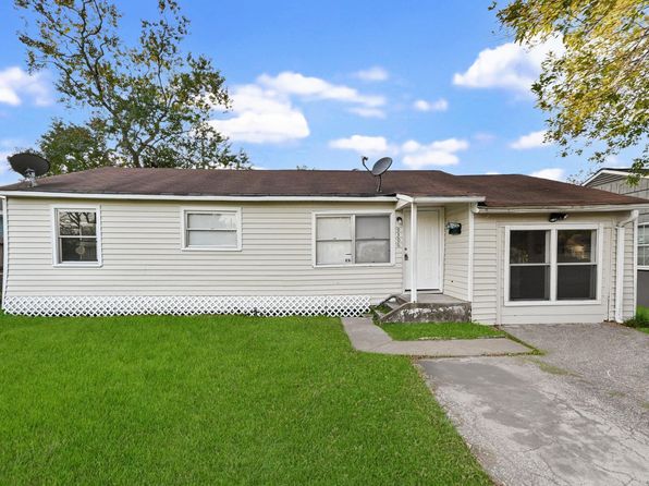 9306 Chesterfield Dr, Houston, TX 77051