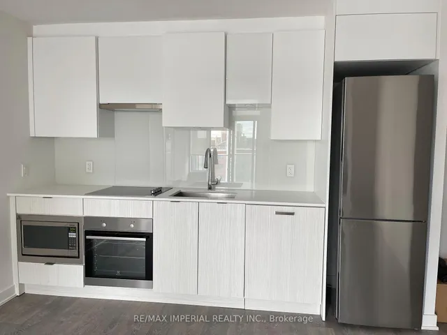 Additional image 3 of 195 Redpath Ave Unit 404